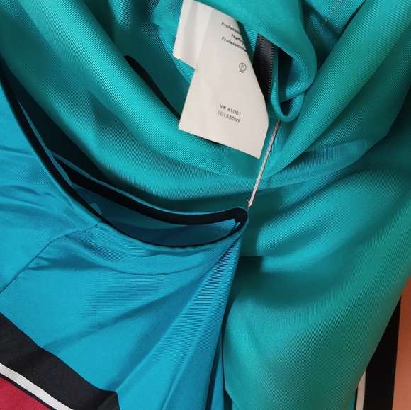 Diane Von furstenburg asemetric multicolor wrap dress. New - Picture 6 of 9